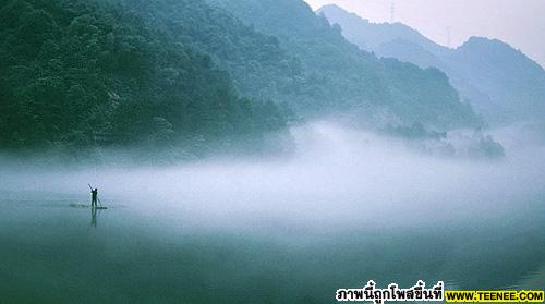 Beautiful Dongjiang in Hunan