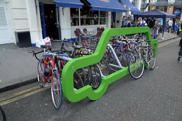 ที่จอดรถจักรยาน Car-Shaped Bike Racks