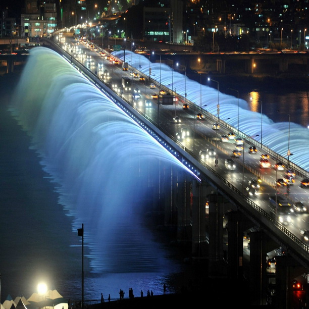 สะพานน้ำพุสายรุ้ง Banpo Bridge สะพานน้ำพุที่ยาวที่สุดในโลก