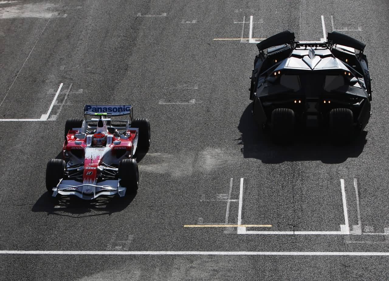 Batmobile vs F1