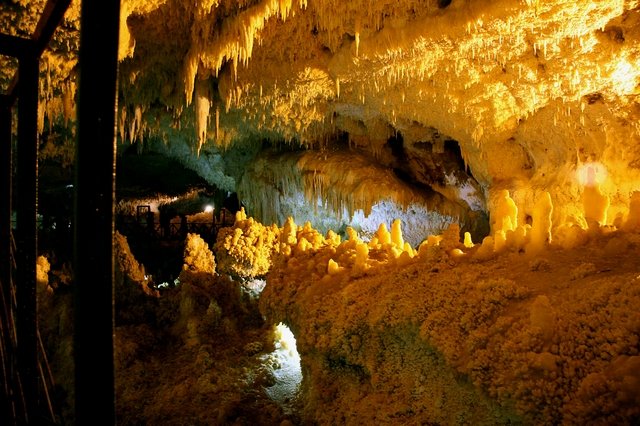 	Cave