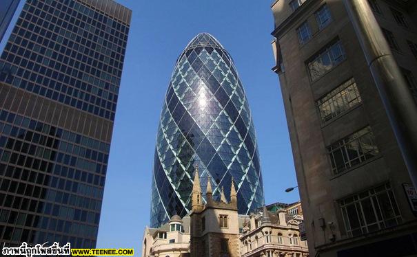 Gherkin Building ( London , UK )