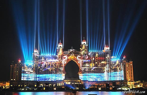 Biggest Fireworks in the History (Atlantis Hotel - Dubai)