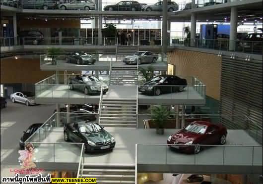 Worlds Largest Mercedes Showroom