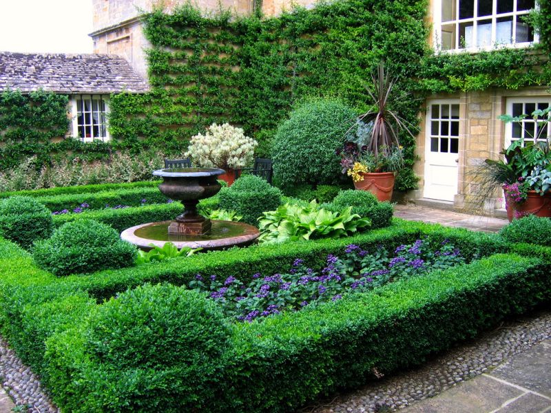 Bourton Garden House, Cotswolds, England