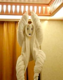 tOWEl     ARt