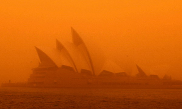 Sand Storm in Sydney, Australia  2