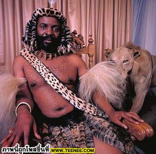 ชื่อ GOODWILL ZWELETHINI กษัตริย์ของชนเผ่าซูลู ( King of Zulu ) ประเทศอัฟริกาใต้ ( South Africa )