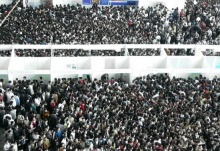 Job Fair in China.. มีงานอยู่ อย่าได้คิดลาออก