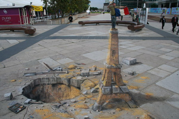 Pavement Artists In Paris