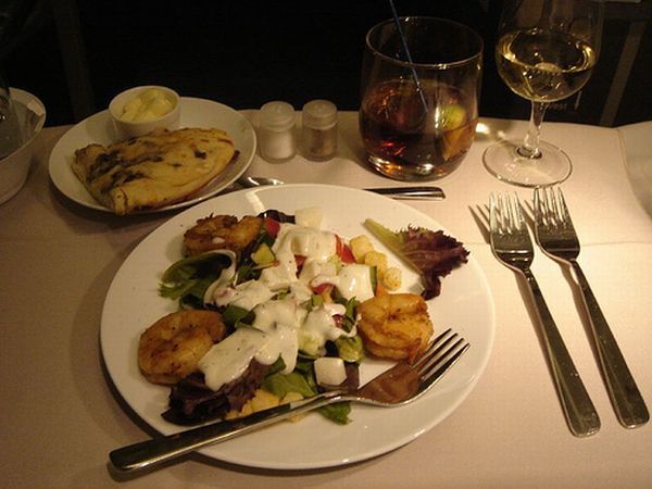 อาหาร บนเครื่องบิน first Class