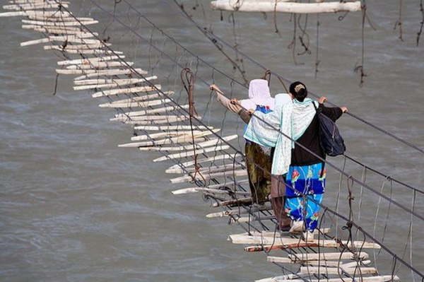 1. Hussaini Hanging Bridge, Pakistan