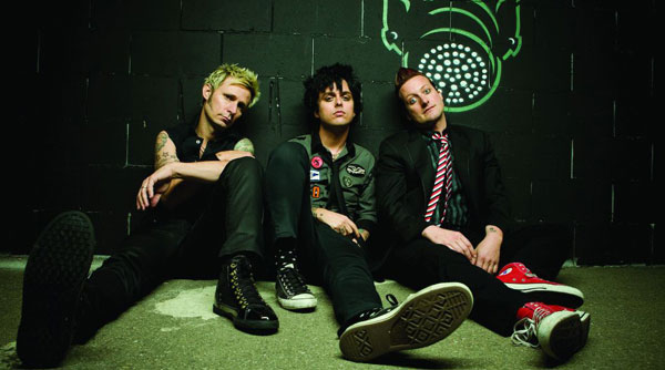 ♣ พักผ่อนไปกับ  วง  Green Day ♣ 