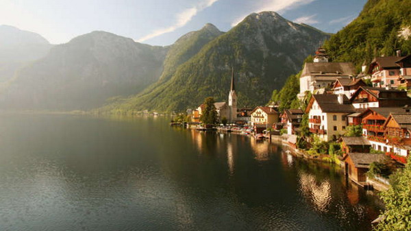 AUSTRIA-Hallstatt เมืองริมทะเลสาบ 