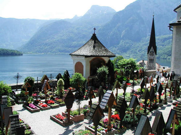 AUSTRIA-Hallstatt เมืองริมทะเลสาบ 