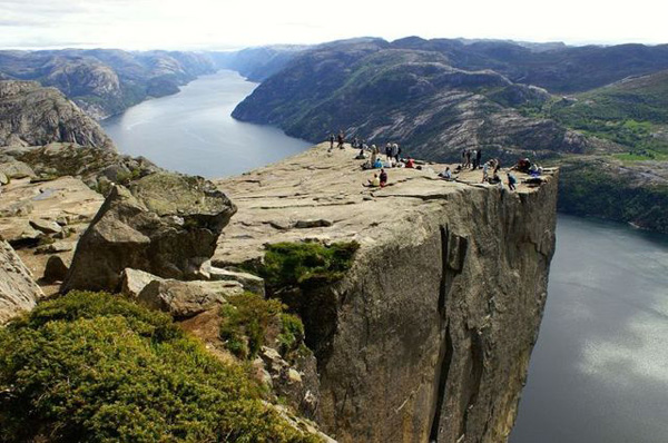 ผาสูงสุดเสียว Pulpit Rock ประเทศนอร์เวย์ 