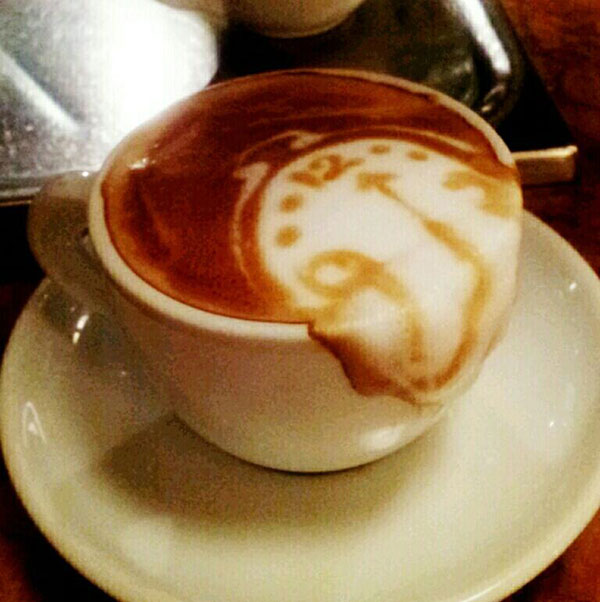 ศิลปะสามมิติบนกาแฟ