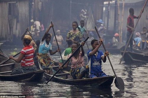 สลัมลอยน้ำ ที่ไนจีเรีย