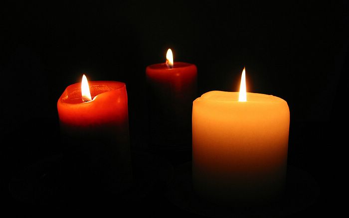 illuminate Candle Light ｡‧::‧ .｡.:*(^O^)/