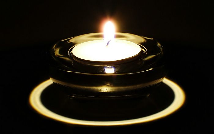 illuminate Candle Light ｡‧::‧ .｡.:*(^O^)/