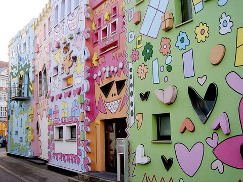 Happy Rizzi House บ้านที่สุขที่สุดในโลก