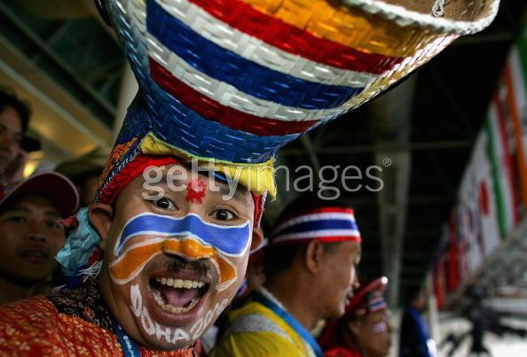 คุณแข่งที่ไหน เราจะตามไปเชียร์ เย๊ เย