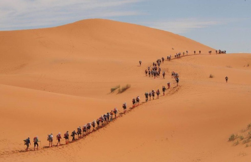 พักชมสารคดี Sand Marathon In Sahara Desert