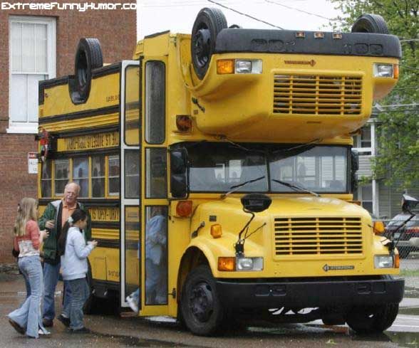 SCHOOl  BUS  AROUNd  thE  WORld