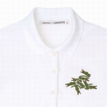 กลัวคนอื่นไม่รู้ว่าใส่เสื้อยี่ห้อ Lacoste 