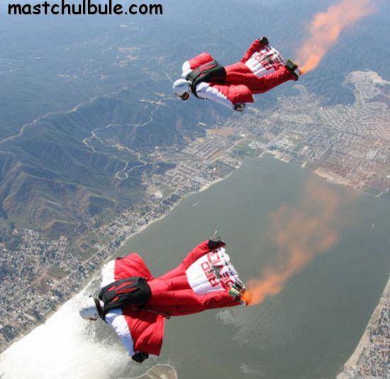 คนก็บินได้ด้วย Wingsuits