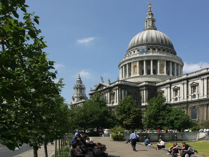 Outside St Pauls