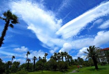 เหมือนมีนกยักษ์บินอยู่บนฟ้า..สวยจังเลย ^ JOY ^