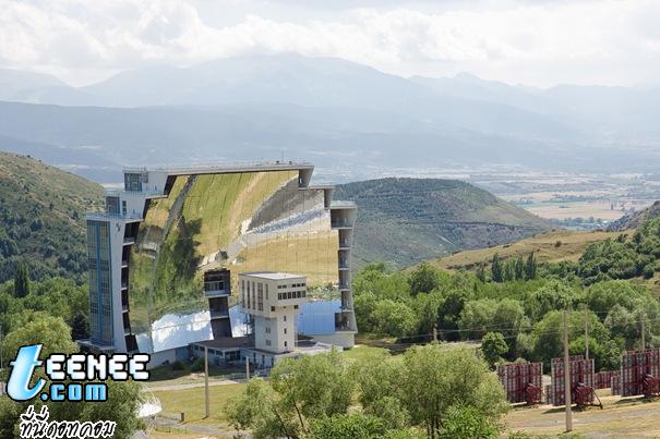 13.Solar Furnace (Odeillo, France) 