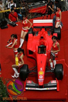 ความแตกต่างระหว่าง Ferrari VS KIA