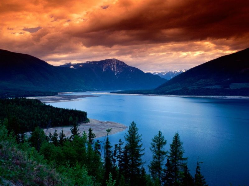 Arrow Lake British Columbia
