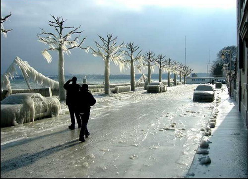 ถนนน้ำแข็งแห่งสวิส..................