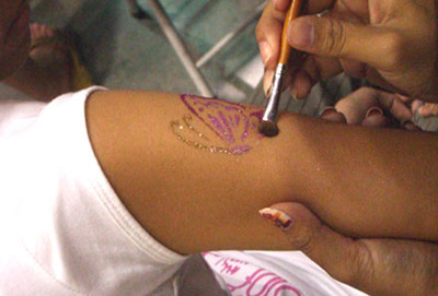 Glitter-Tattoo.. โดนน้ำไม่ลอก